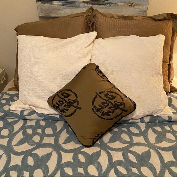Custom Silk Textured Gold Euro Pillows, Set of 2 - Picture 7 of 7